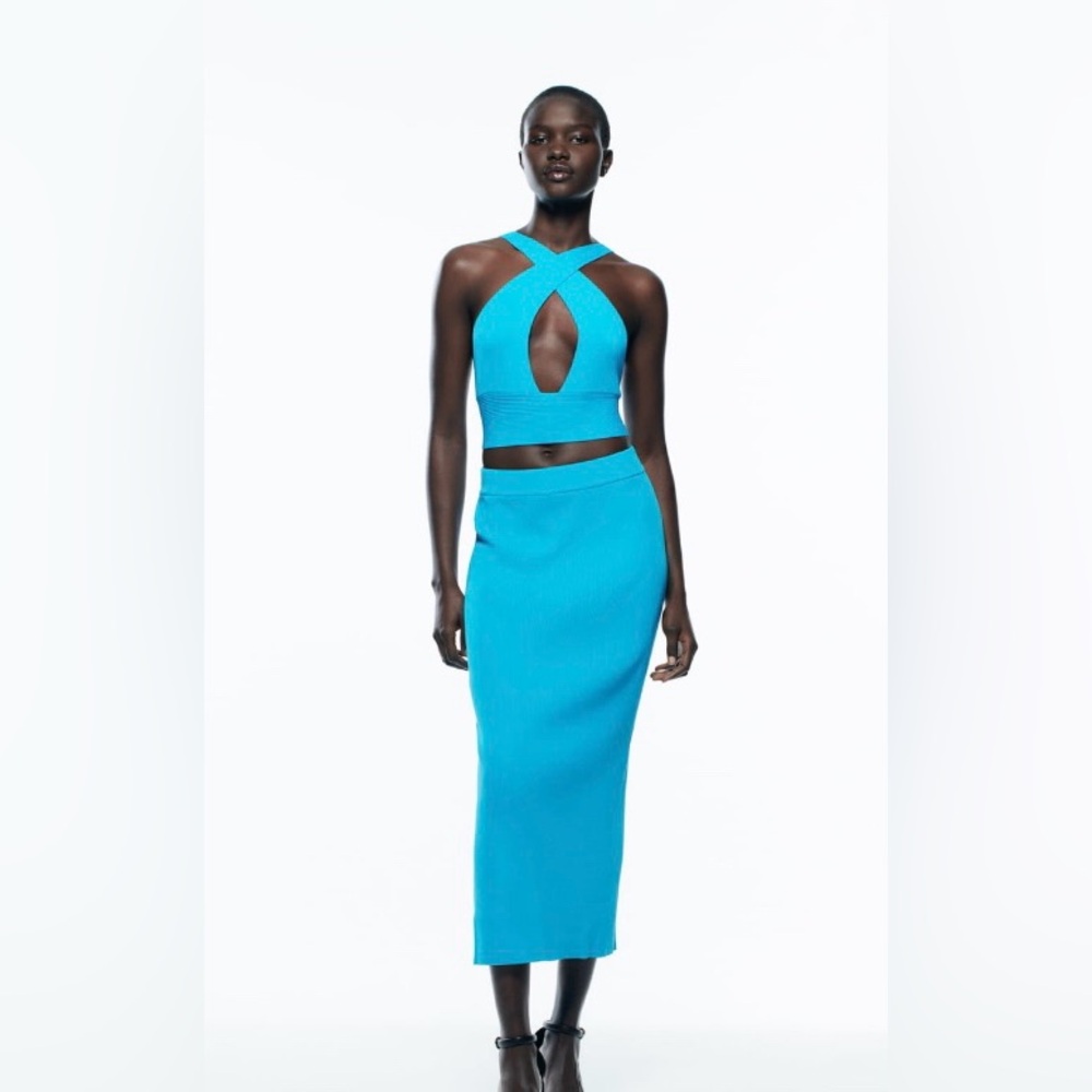Zara Ribbed Crop Top - Picture 5 of 7